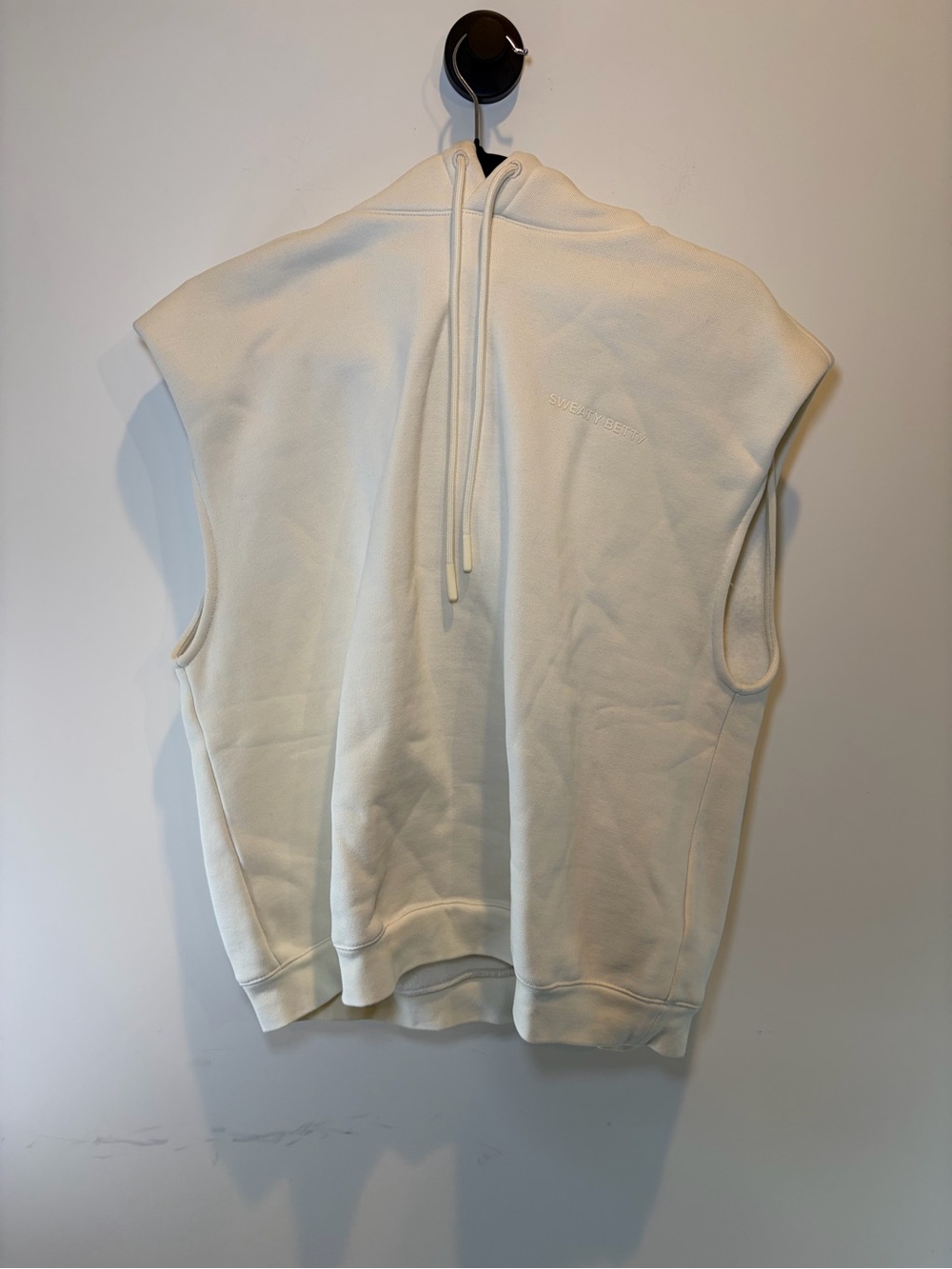 Sweaty Betty Cream Sleeveless Crewneck Hoodie Vest